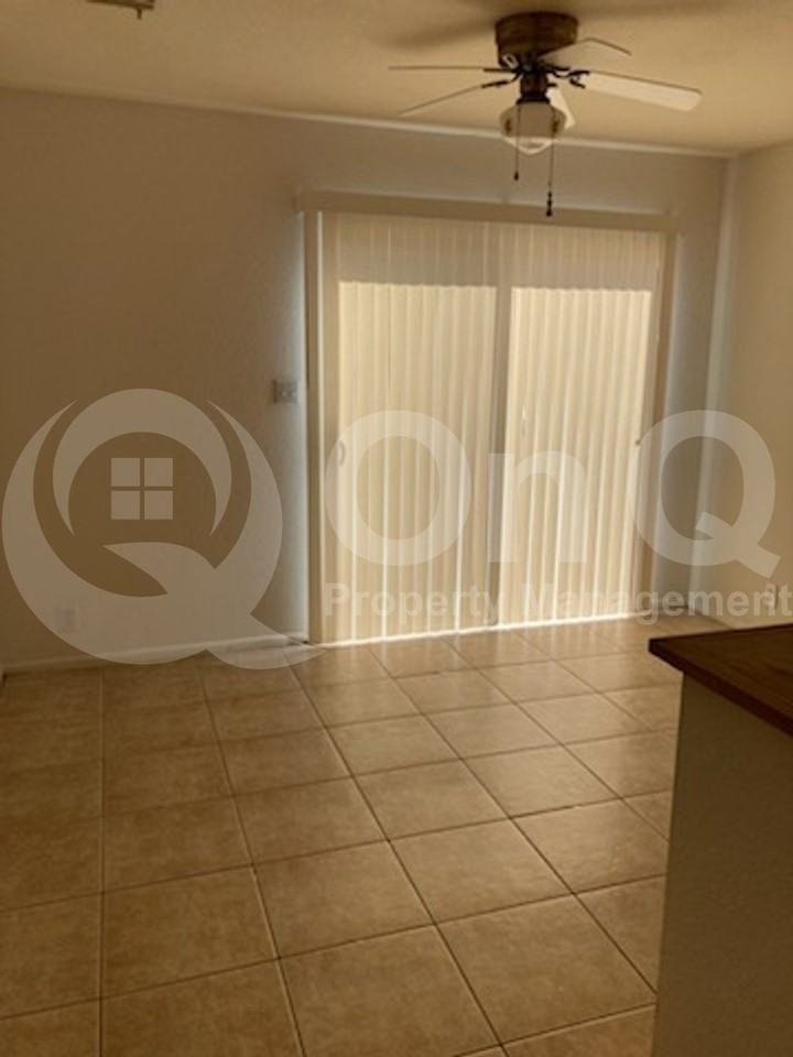 420 W Yukon Dr #1 - Photo 4 of 11