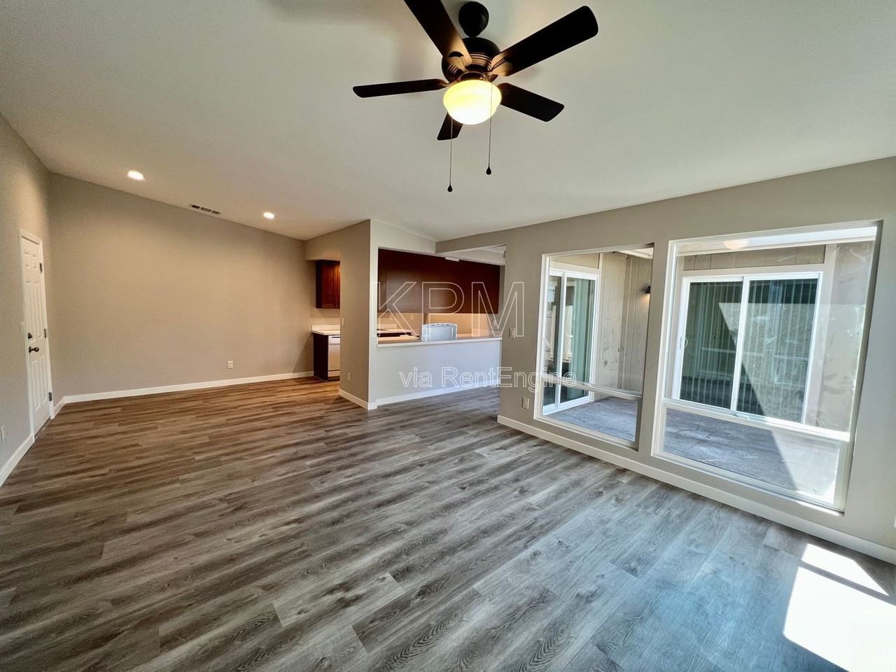 2204 Dijon St - Photo 3 of 20