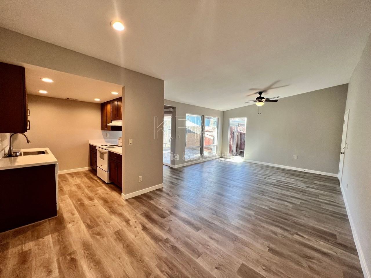 2204 Dijon St - Photo 6 of 20