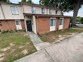 featured image of 1738 N Hamilton St Apt C #Apt C