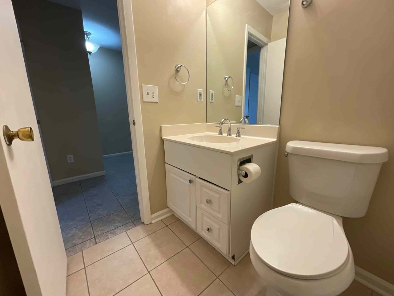 1738 N Hamilton St Apt C - Photo 6 of 43