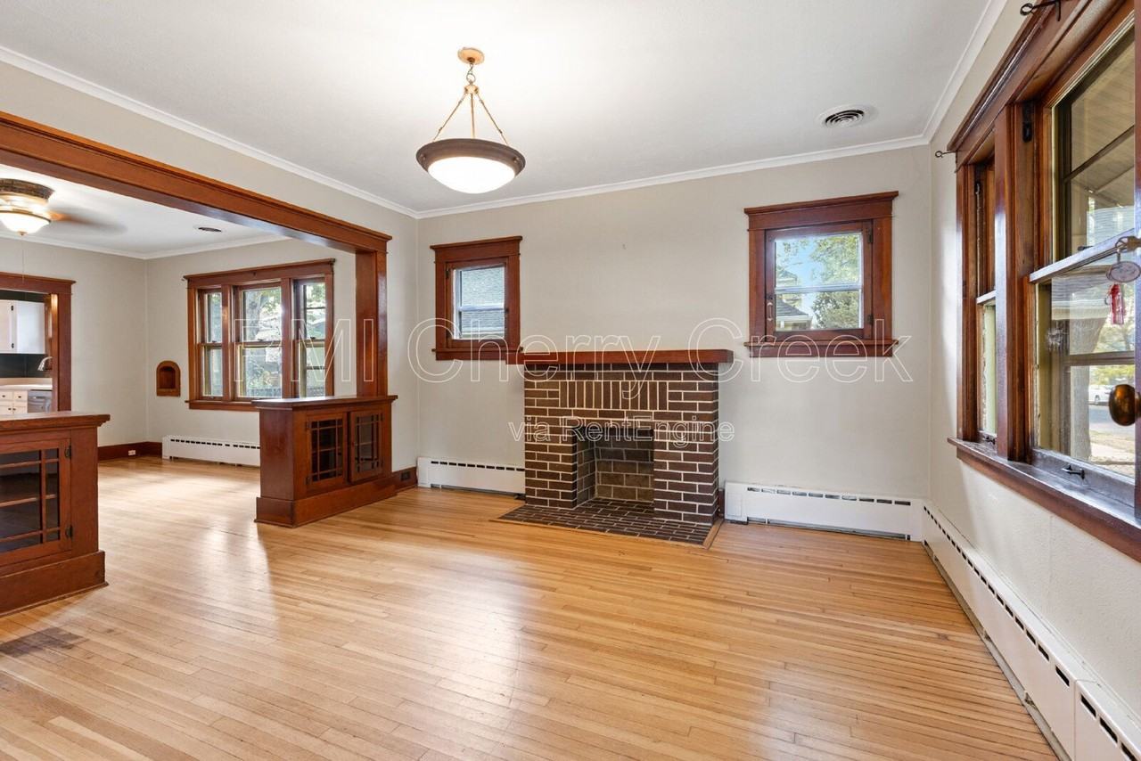 4360 Winona Ct - Photo 4 of 24