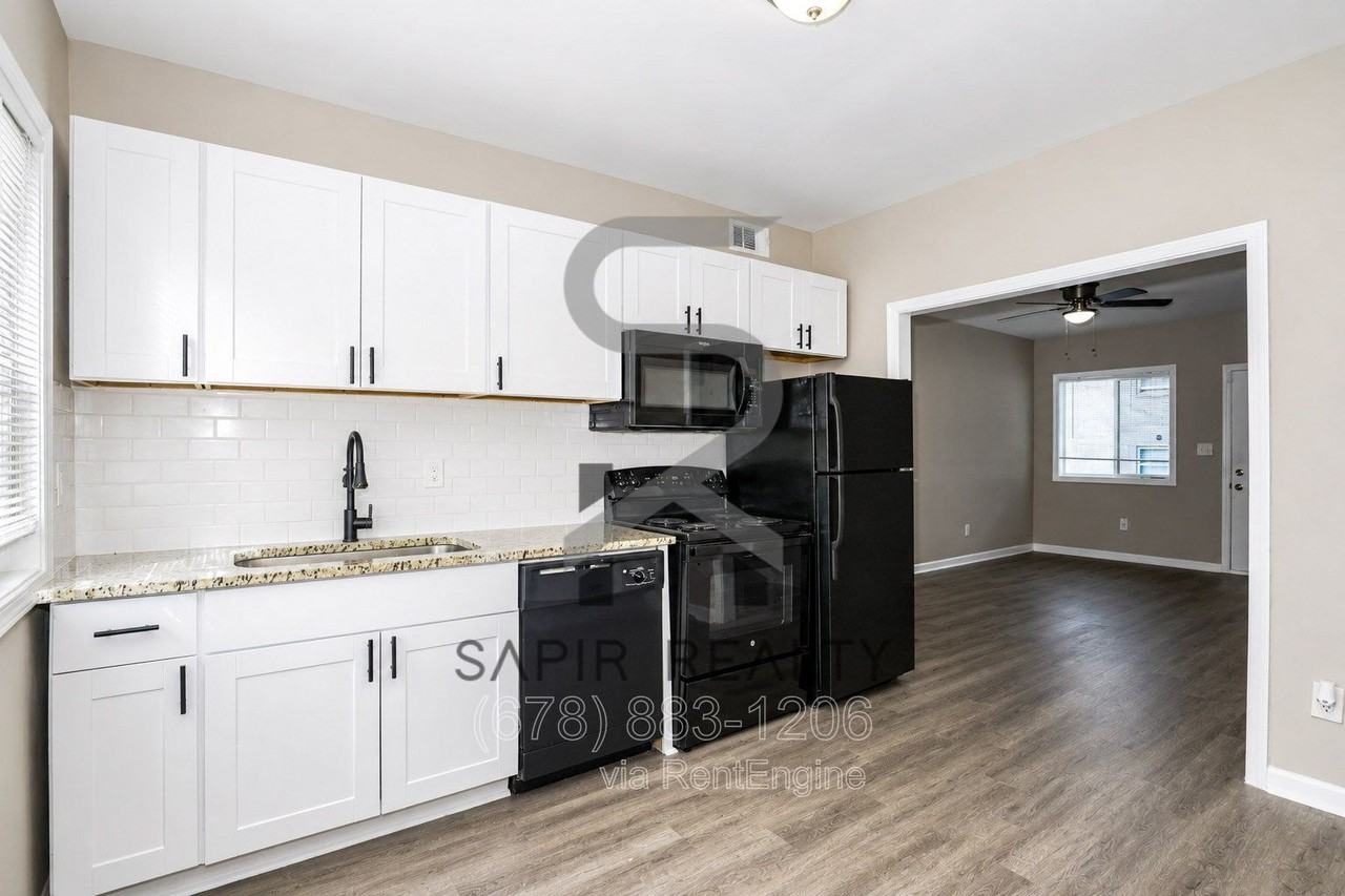 359 Lanier St Nw #1 - Photo 7 of 16