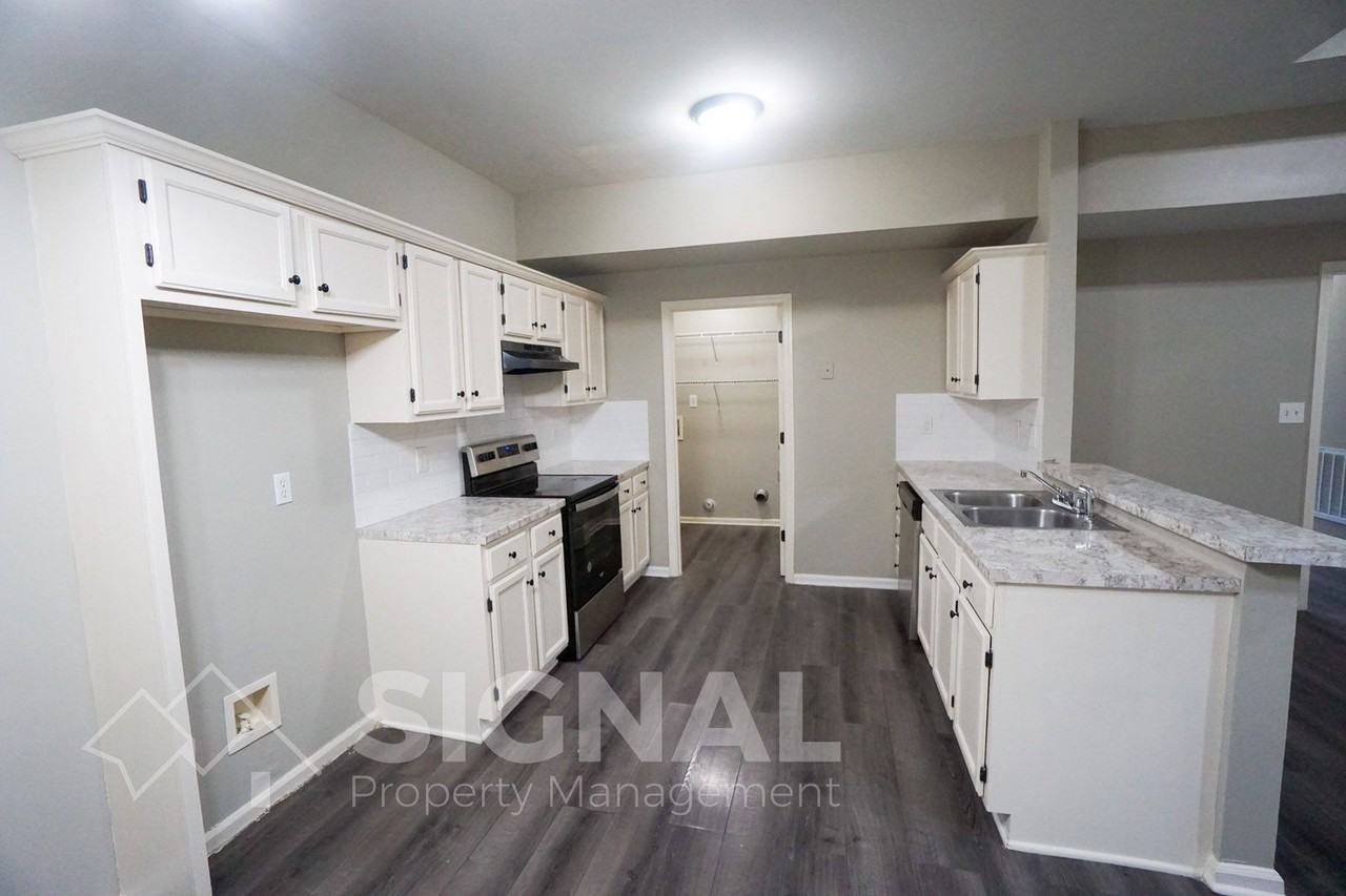 112 Timberleaf Cir - Photo 4 of 30