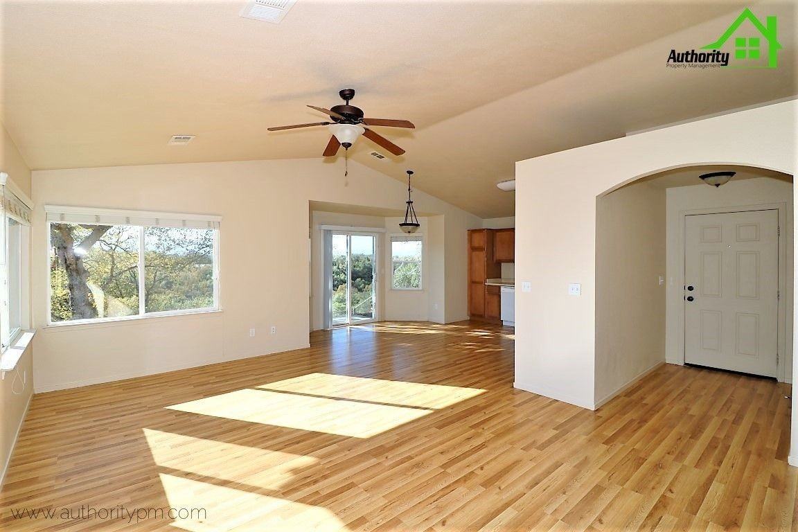 19531 Prospect Peak Ct #B - Photo 3 of 17