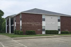 featured image of 110 Cedar Creek Ct #12