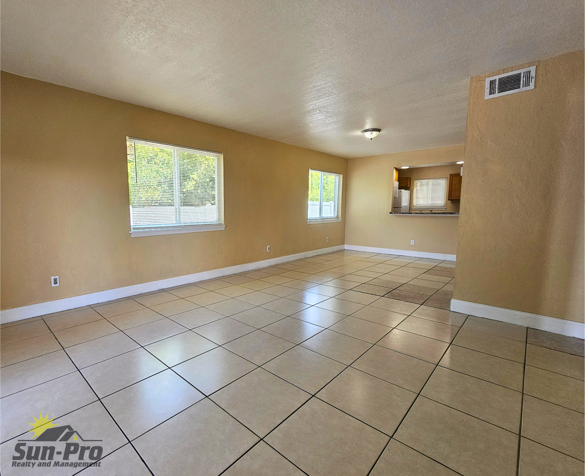 900 S Peninsula Dr #112 - Photo 2 of 21