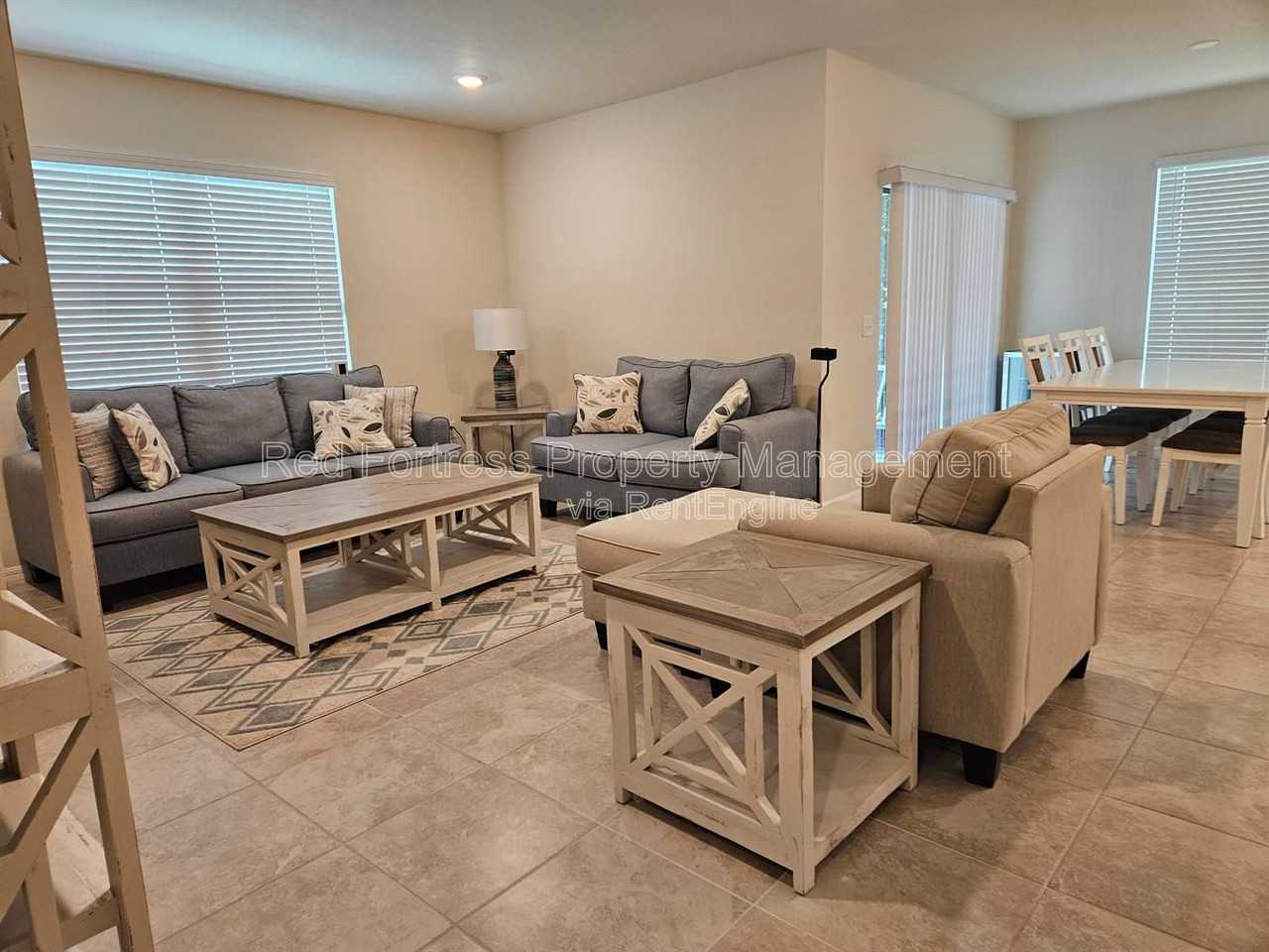 16031 Enclaves Cove Dr - Photo 4 of 17
