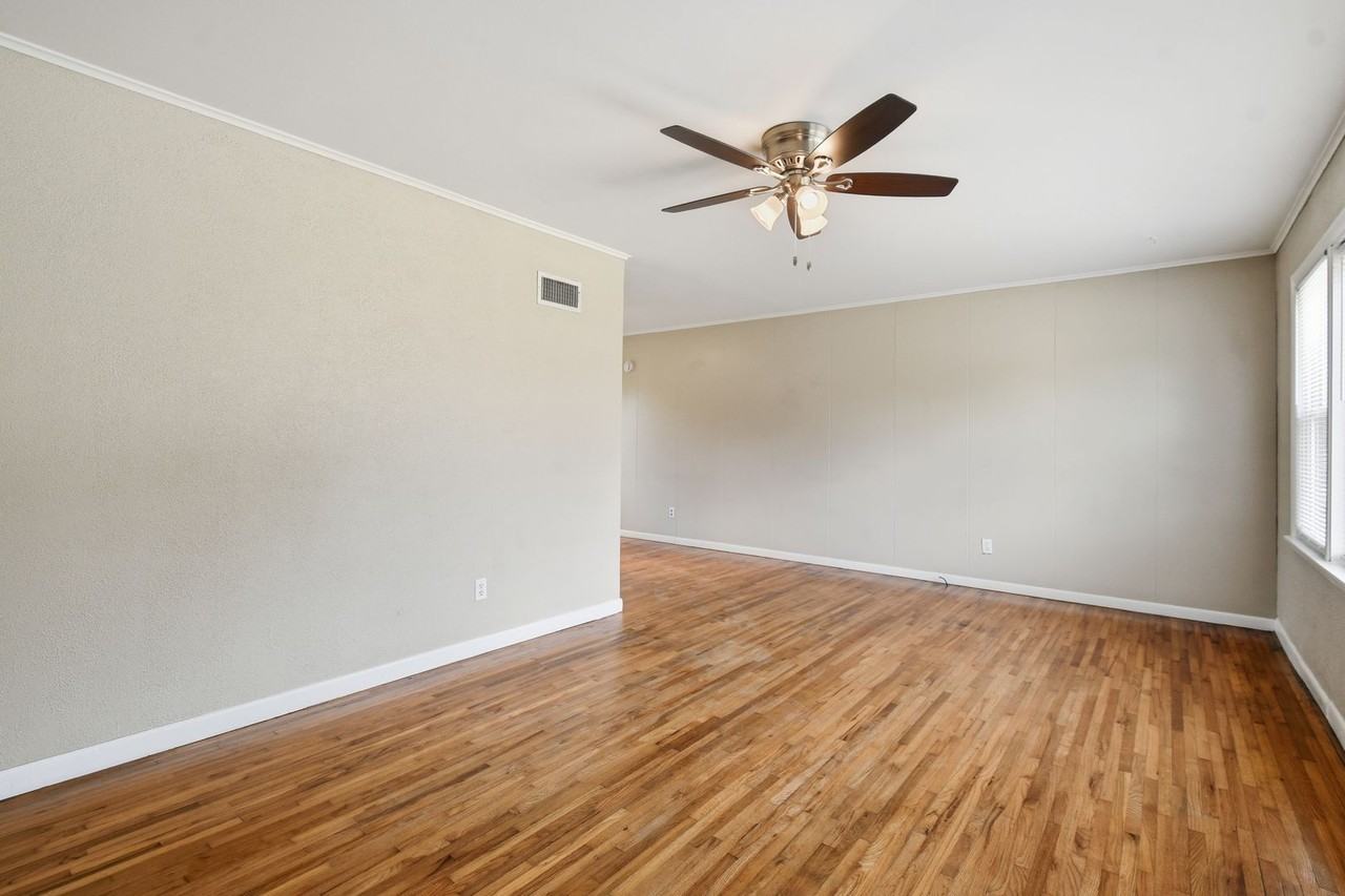 476 S 79th East Ave - Photo 4 of 22