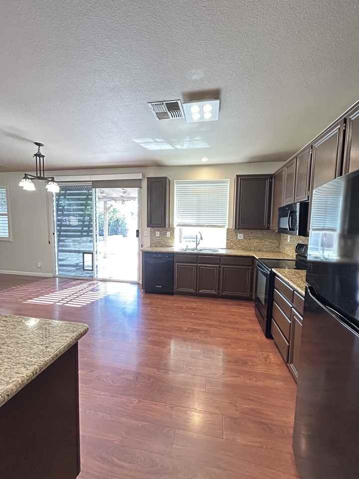 2412 Hooftrail Way #1 - Photo 7 of 16