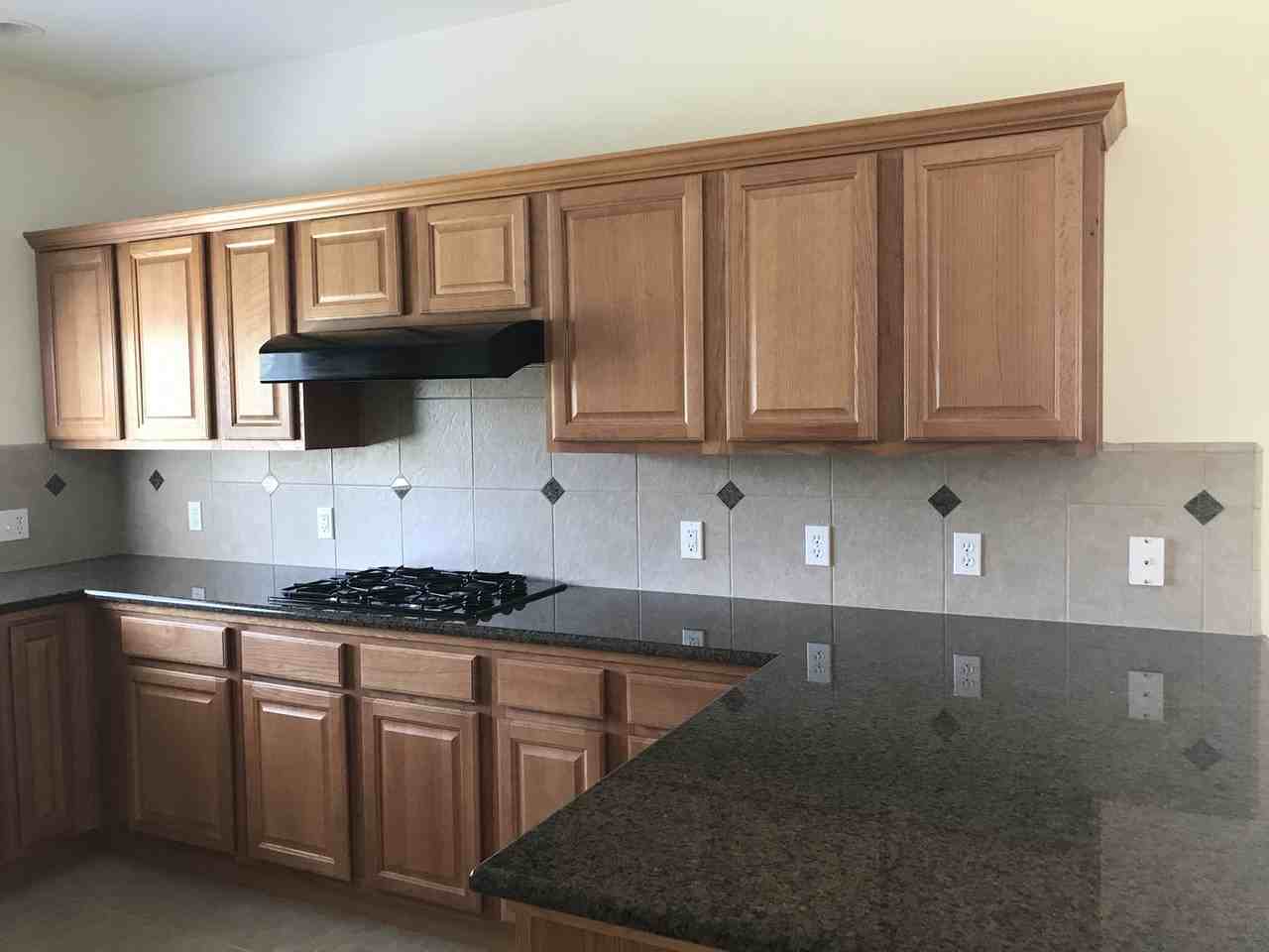 3205 W Connelly Ave - Photo 7 of 14