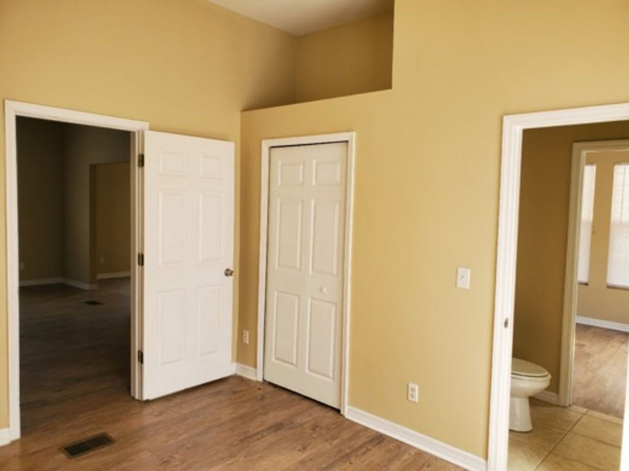 2411 E 18th Ave - Photo 6 of 31
