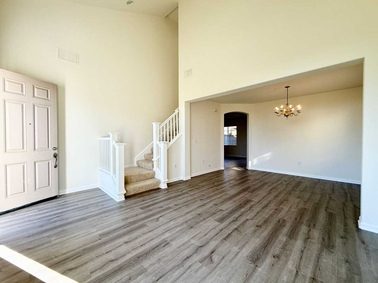 23 Timberhill Ct - Photo 5 of 50