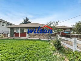 featured image of 904 S 48th Ave