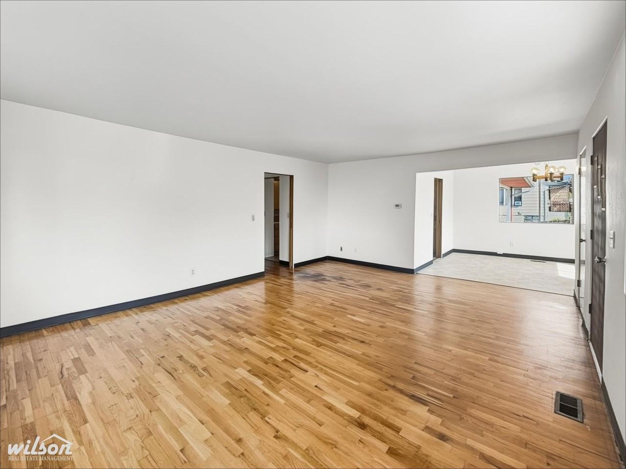 904 S 48th Ave - Photo 3 of 26
