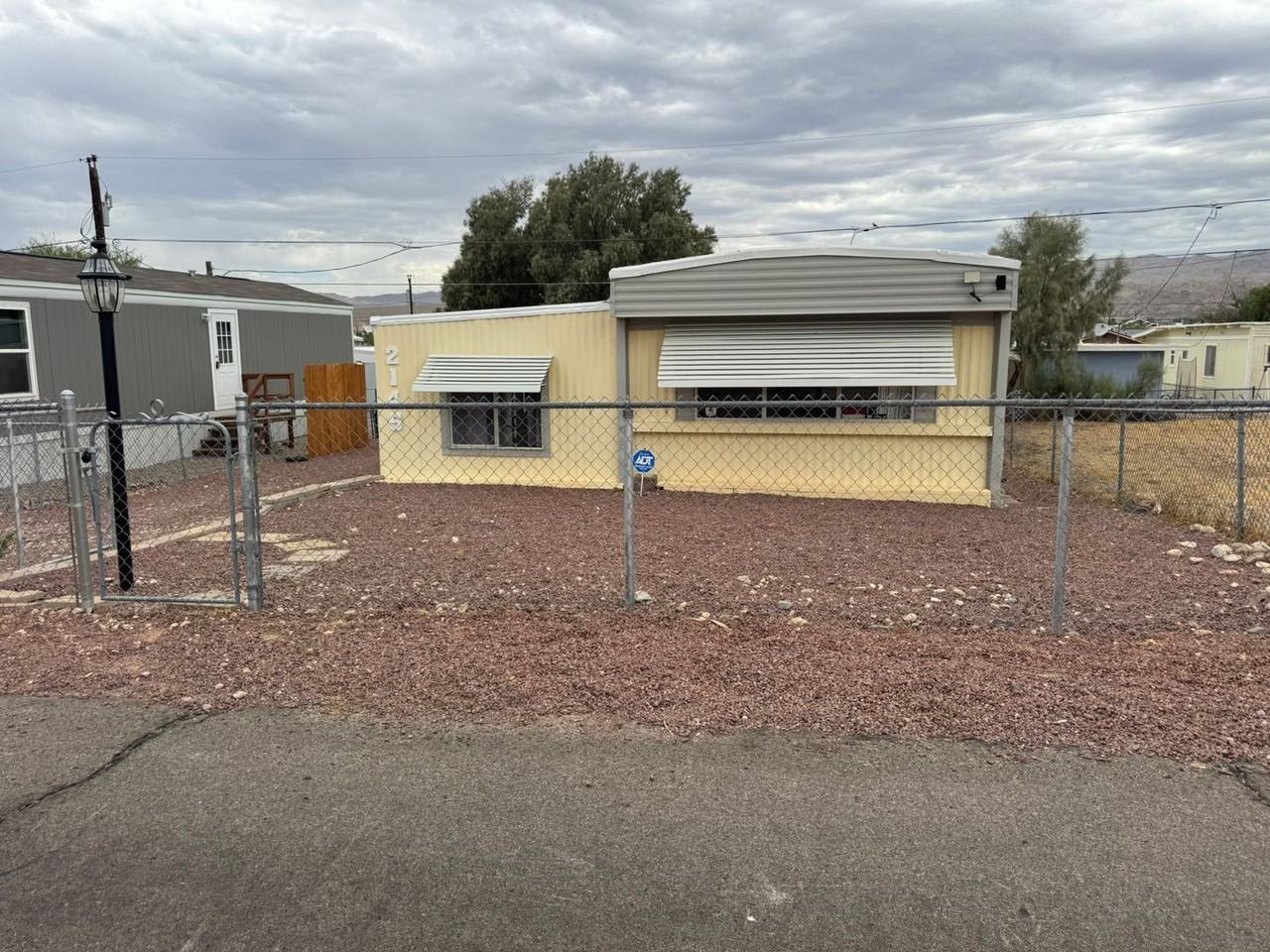 2145 Hermosa Dr