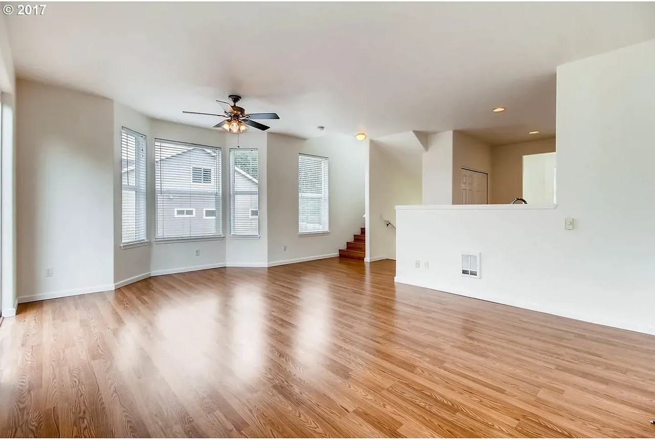 171 Ne 75th Ave - Photo 2 of 29
