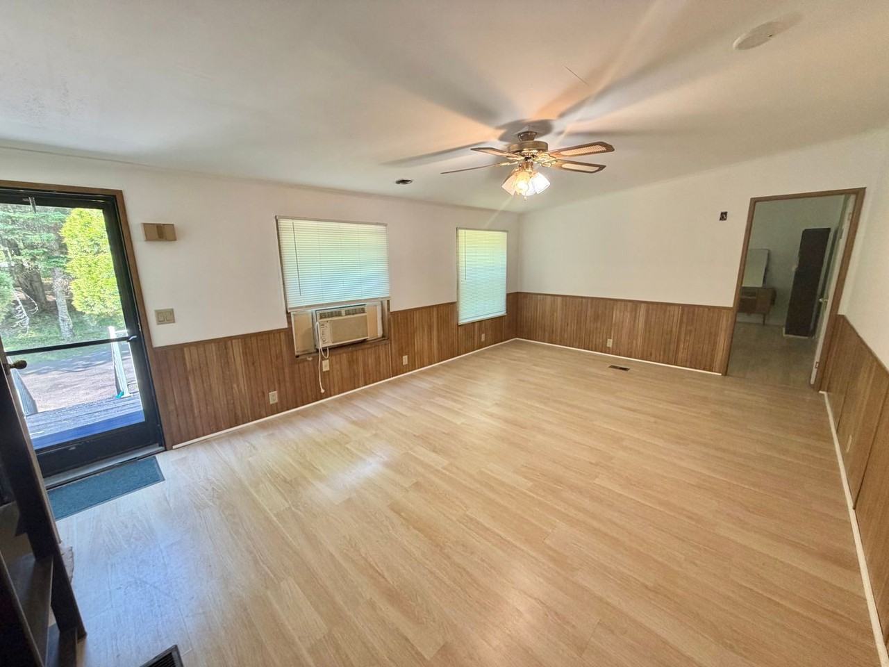 166 Smith Ln - Photo 3 of 31