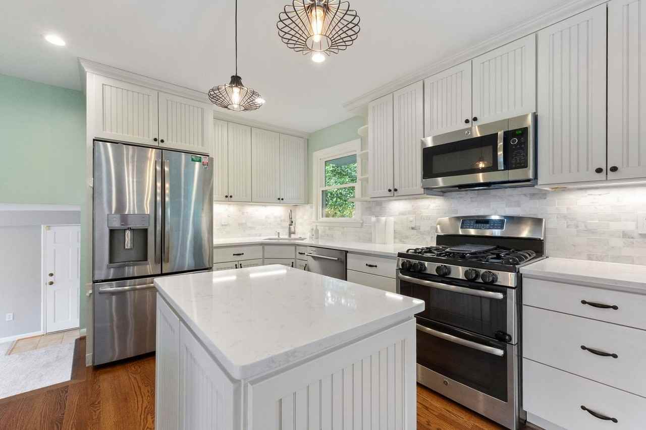 1805 Ingemar Ct - Photo 6 of 26