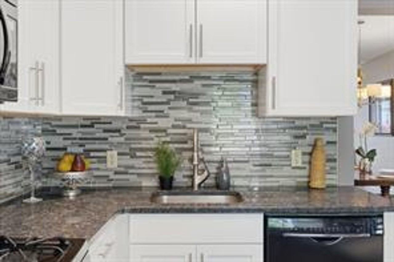 420 Catoma St - Photo 7 of 42