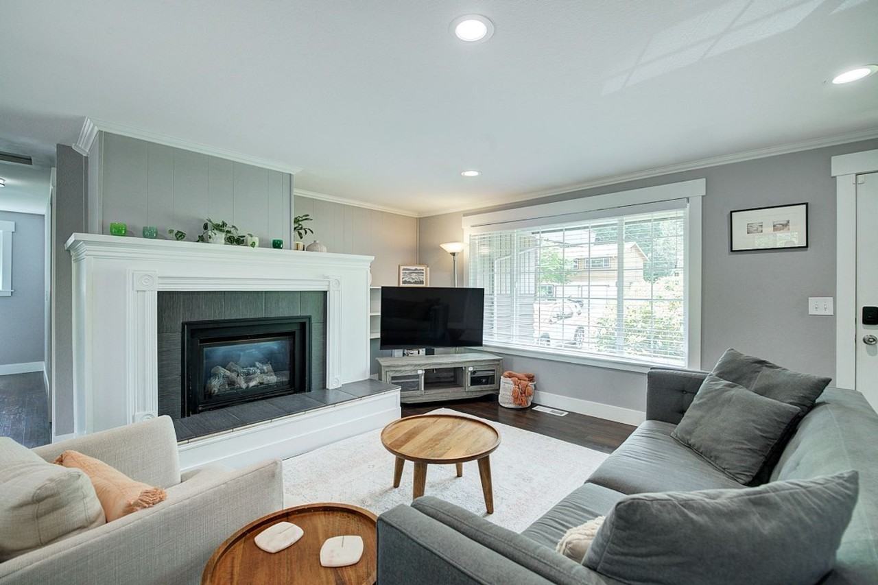 20607 81st Ave W - Photo 5 of 31