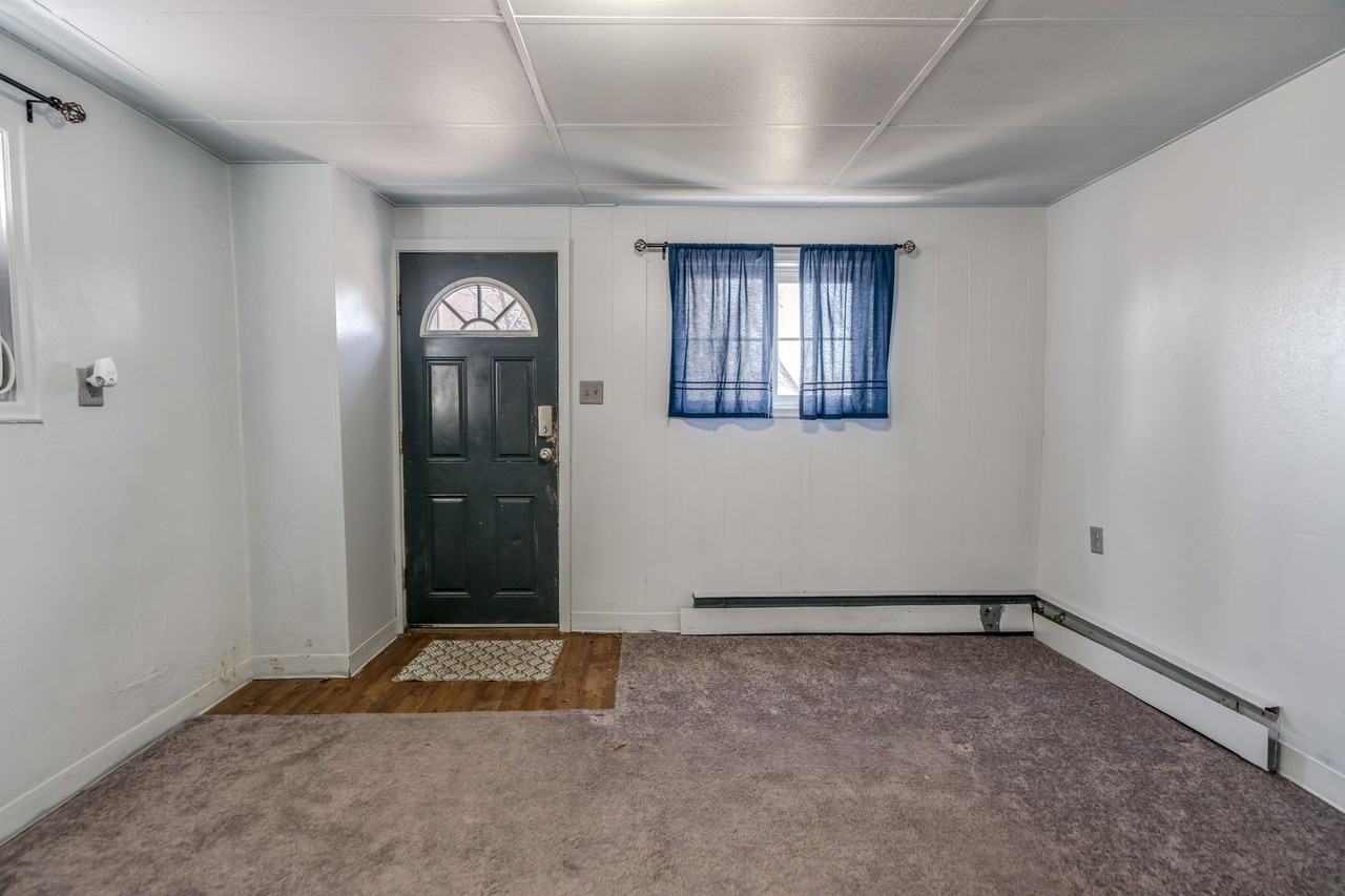 505 S 10th St - Photo 2 of 29