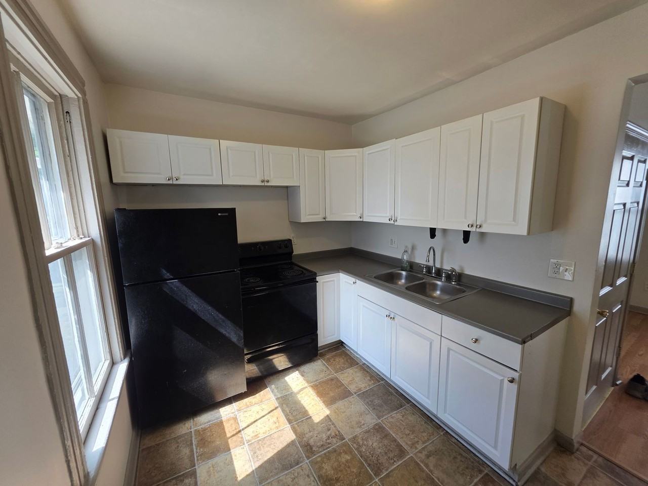 30 Hickory St #2UP - Photo 2 of 9