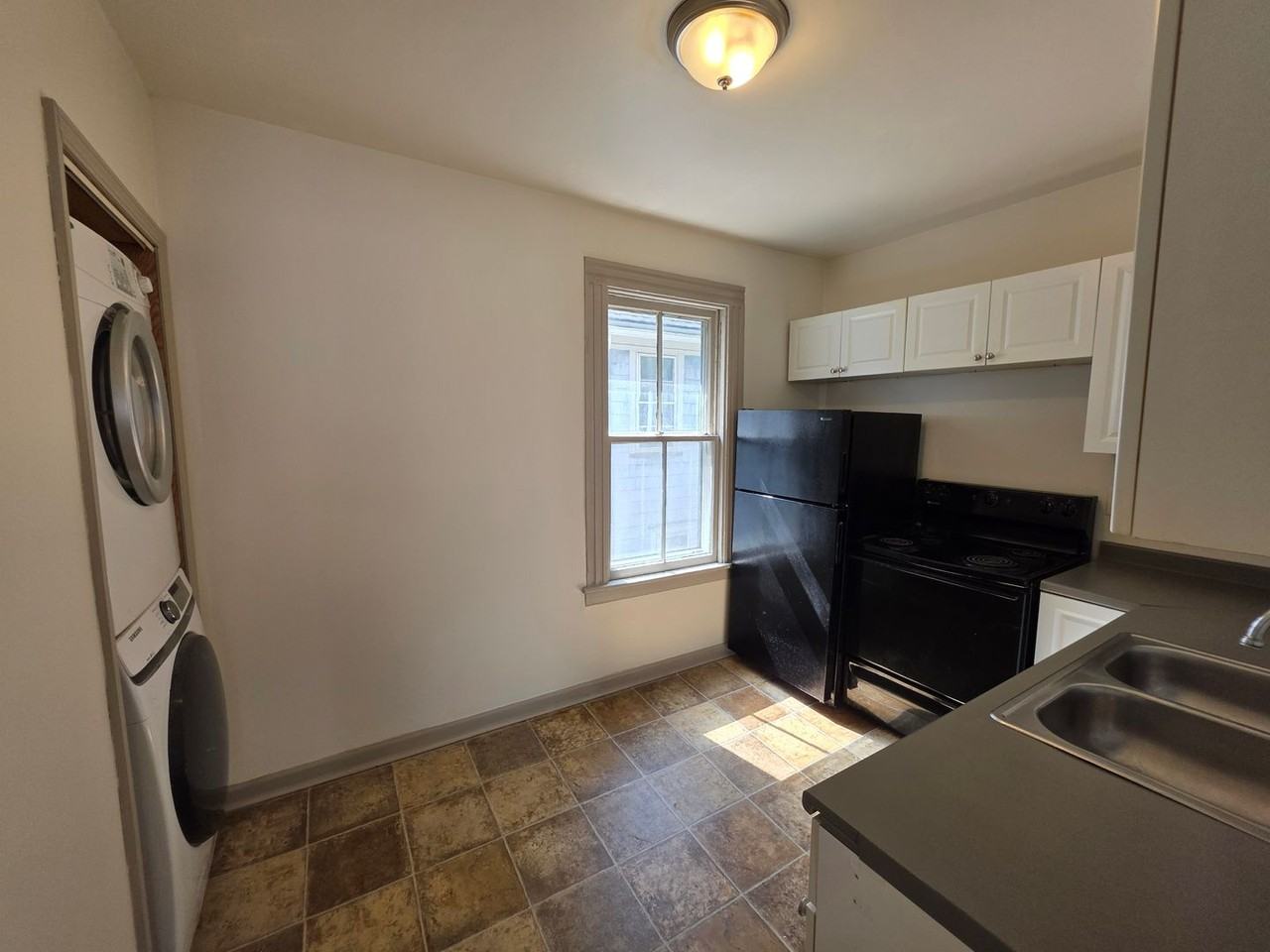 30 Hickory St #2UP - Photo 3 of 9
