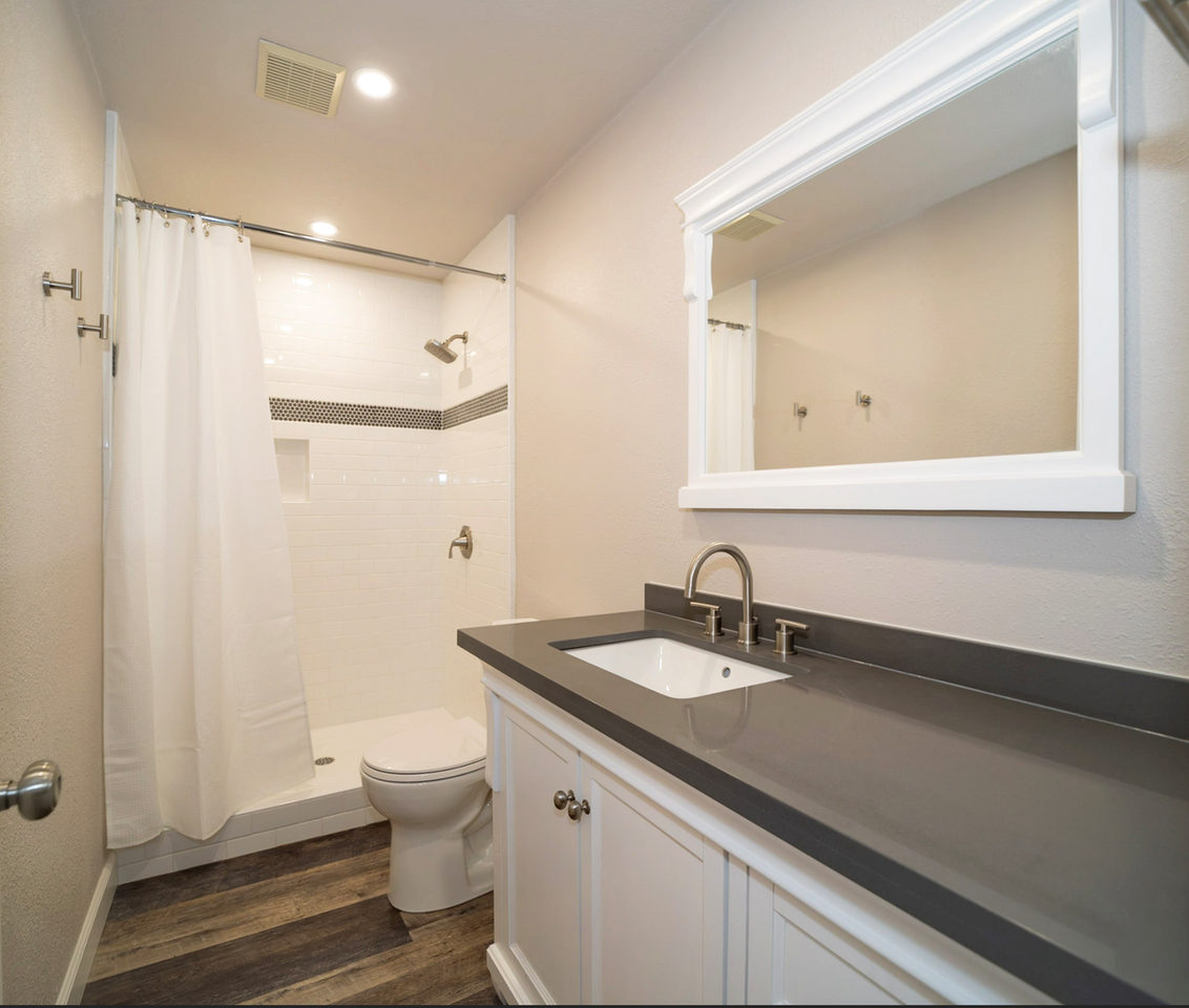 3258 Strevel Way - Photo 6 of 7
