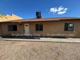 featured image of 5015 S Park Ave
