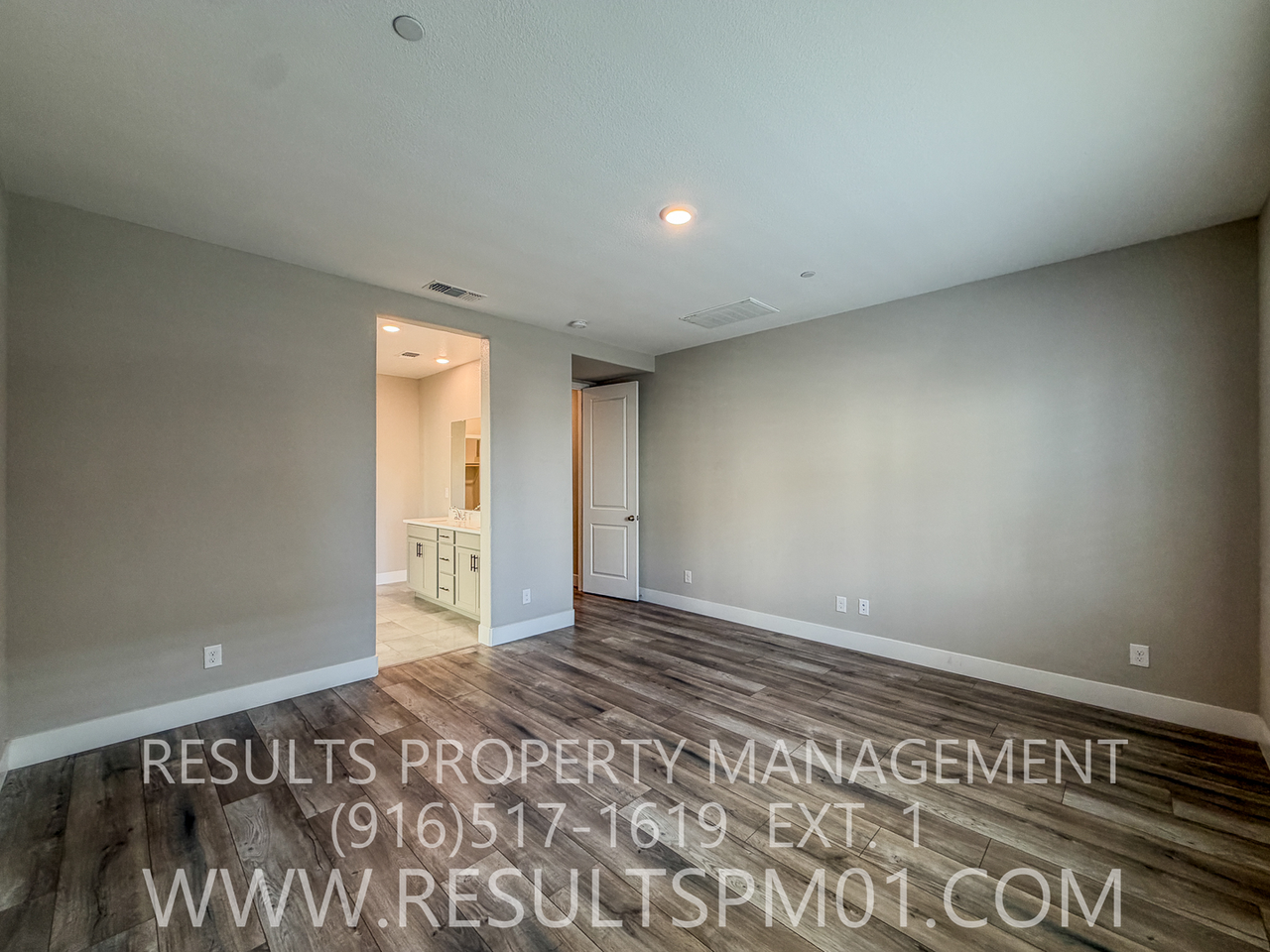 587 River St - Photo 7 of 46