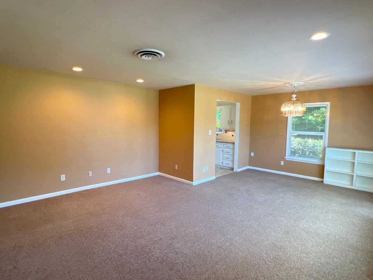 2629 Alder St - Photo 2 of 22