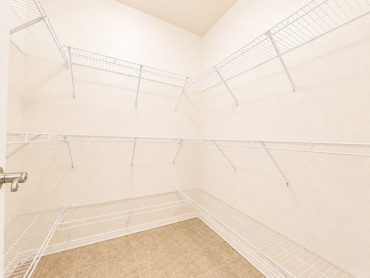 15325 Oak Tree Dr #104 - Photo 7 of 21