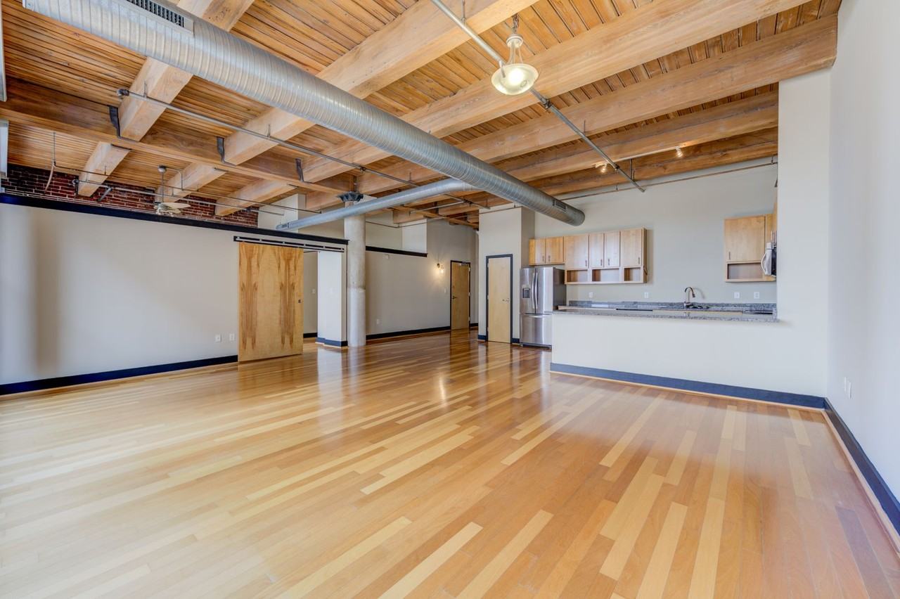 1113 Washington Ave #418 - Photo 4 of 38