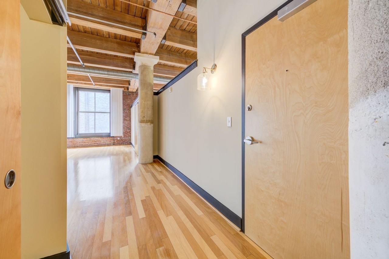 1113 Washington Ave #418 - Photo 7 of 38