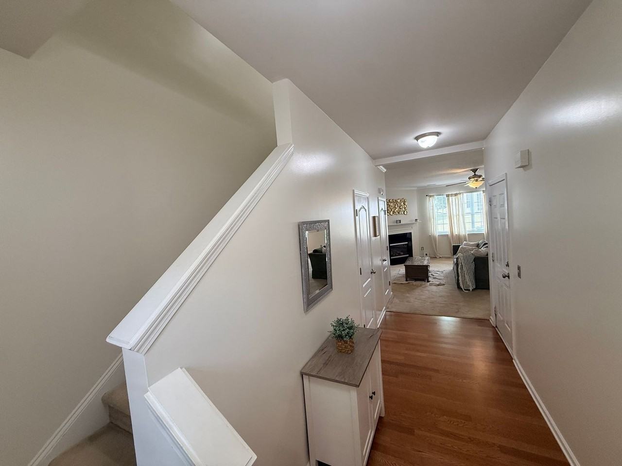 9460 Graywell Ln - Photo 5 of 39
