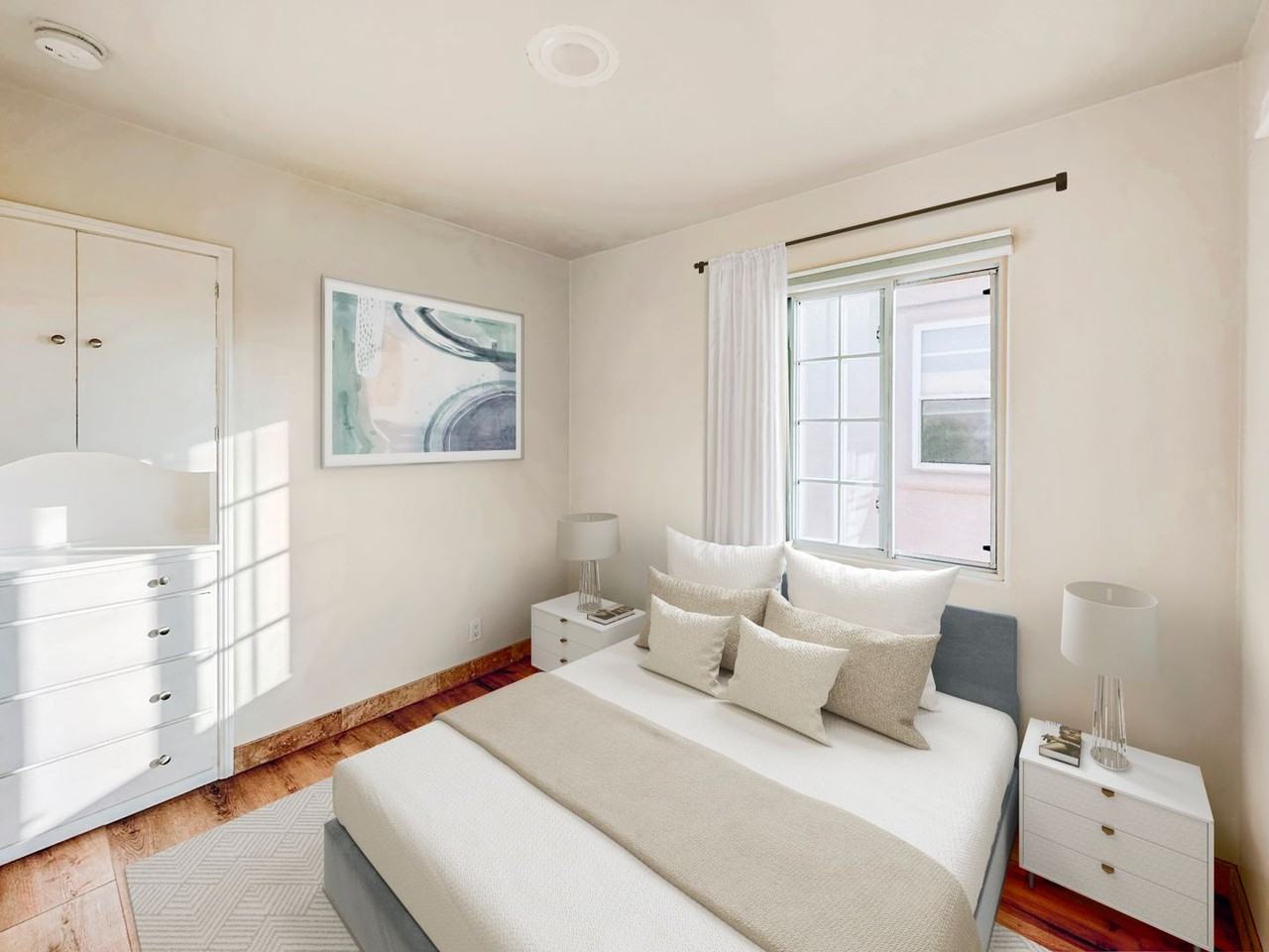 243 N Vulcan Ave - Photo 3 of 10