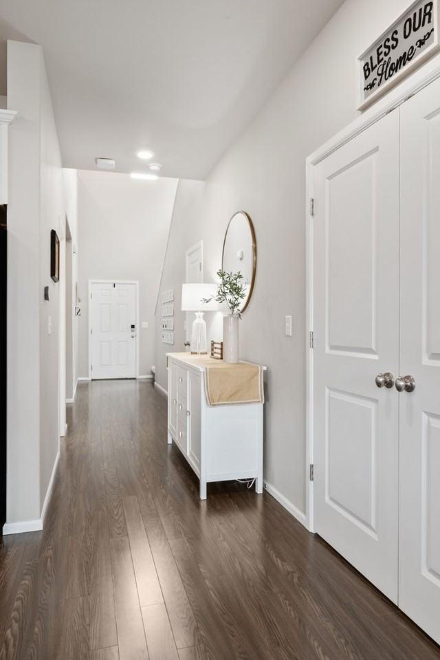 3273 Hanna Dr Ne - Photo 3 of 31