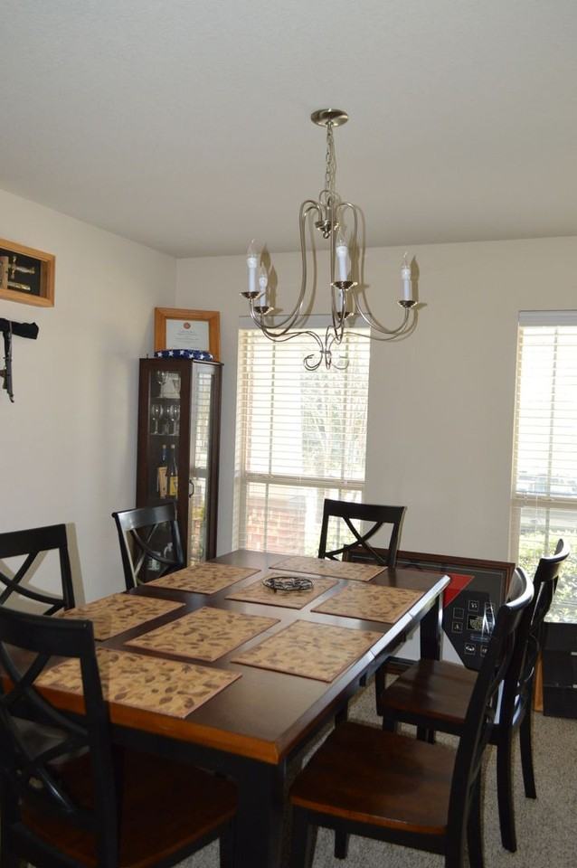 18629 Falcon Pointe Blvd - Photo 3 of 5
