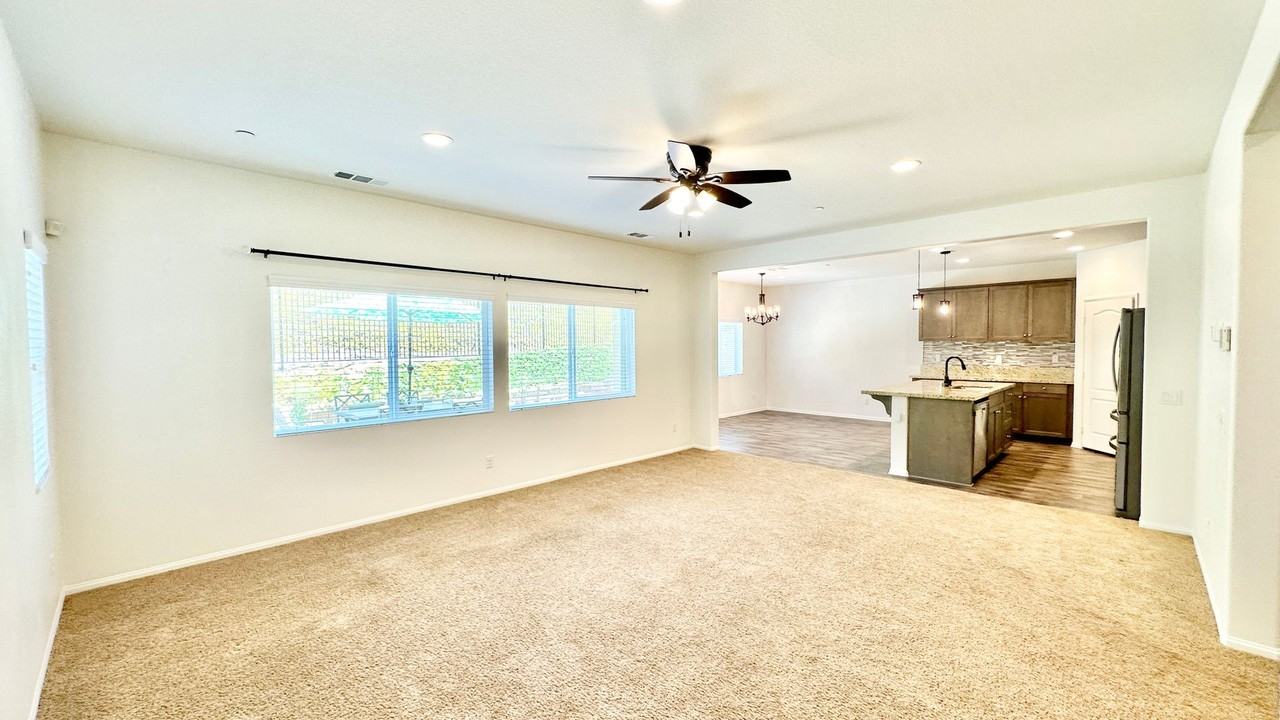 232 Pantaneiro Pl - Photo 6 of 50