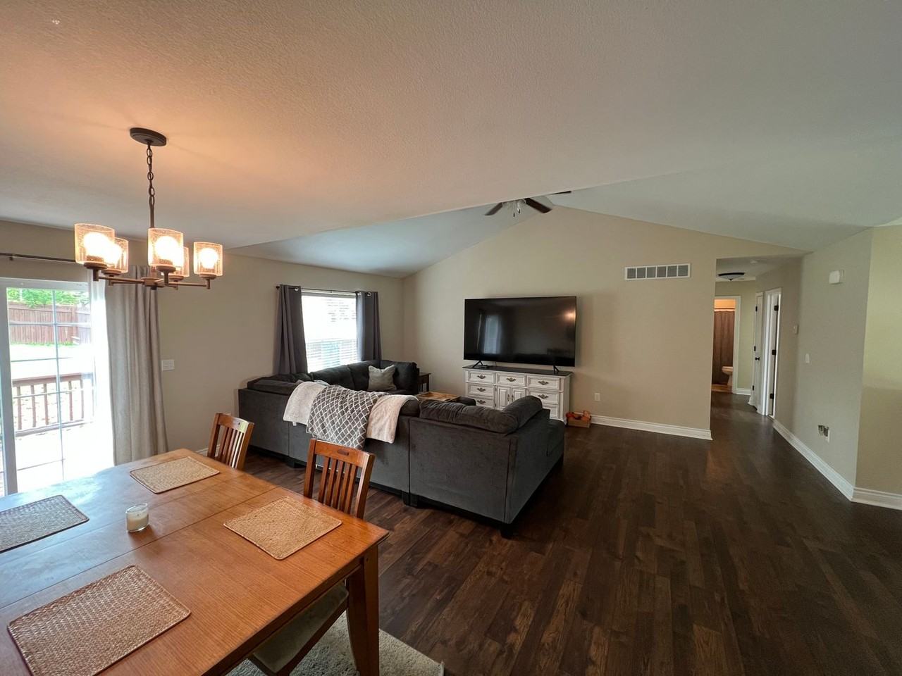 103 Copper Ct - Photo 3 of 17