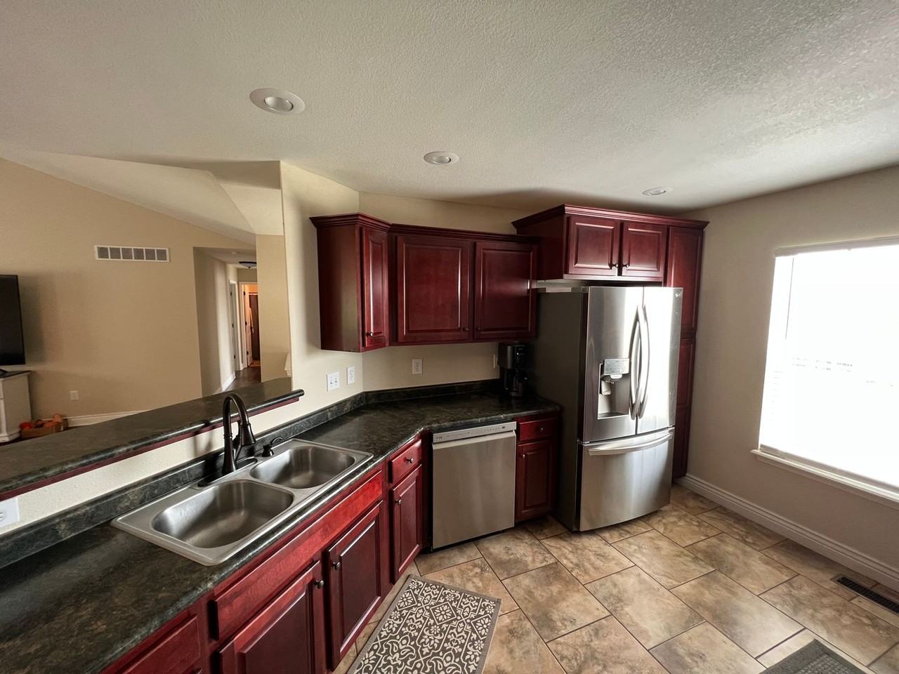 103 Copper Ct - Photo 5 of 17