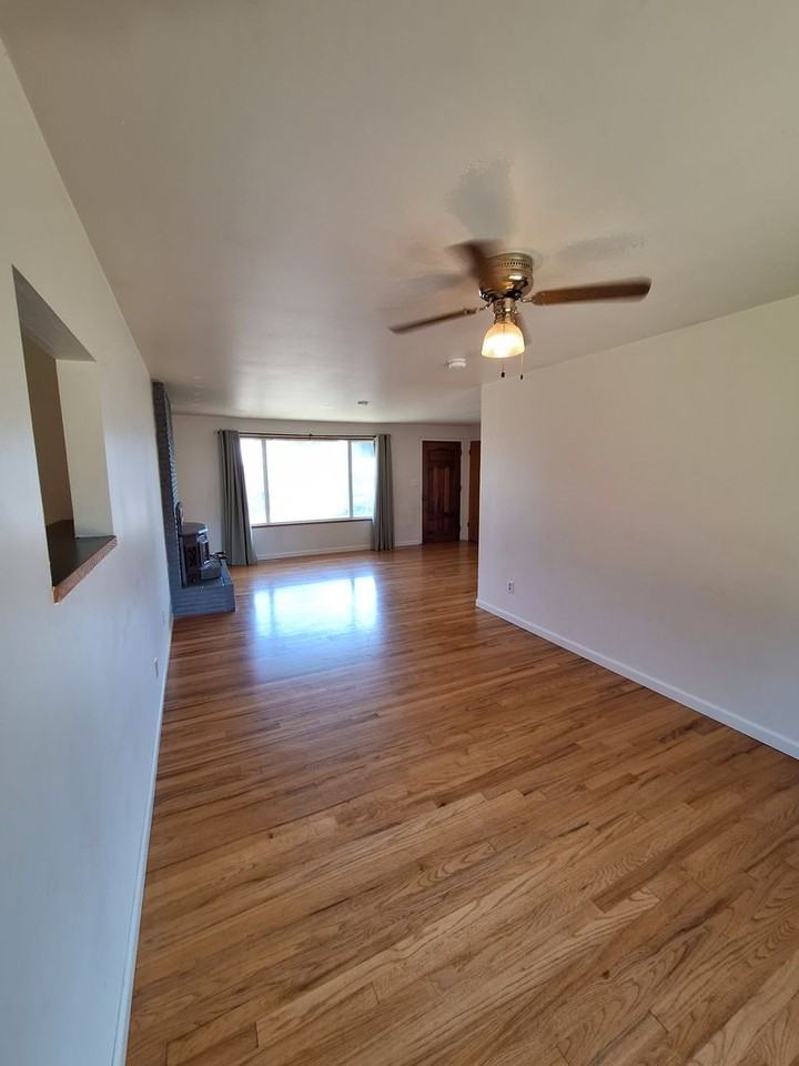 5867 Madrona Dr - Photo 7 of 25