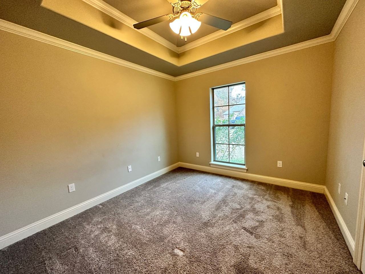 1100 Bear Creek Dr - Photo 6 of 18