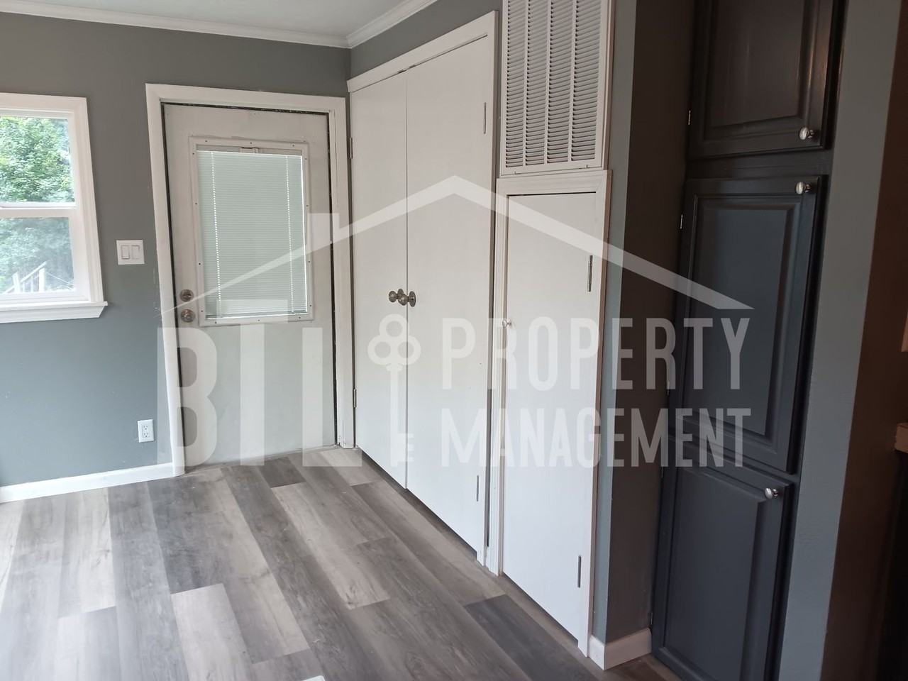 222 Meadow Hills Ln - Photo 2 of 8
