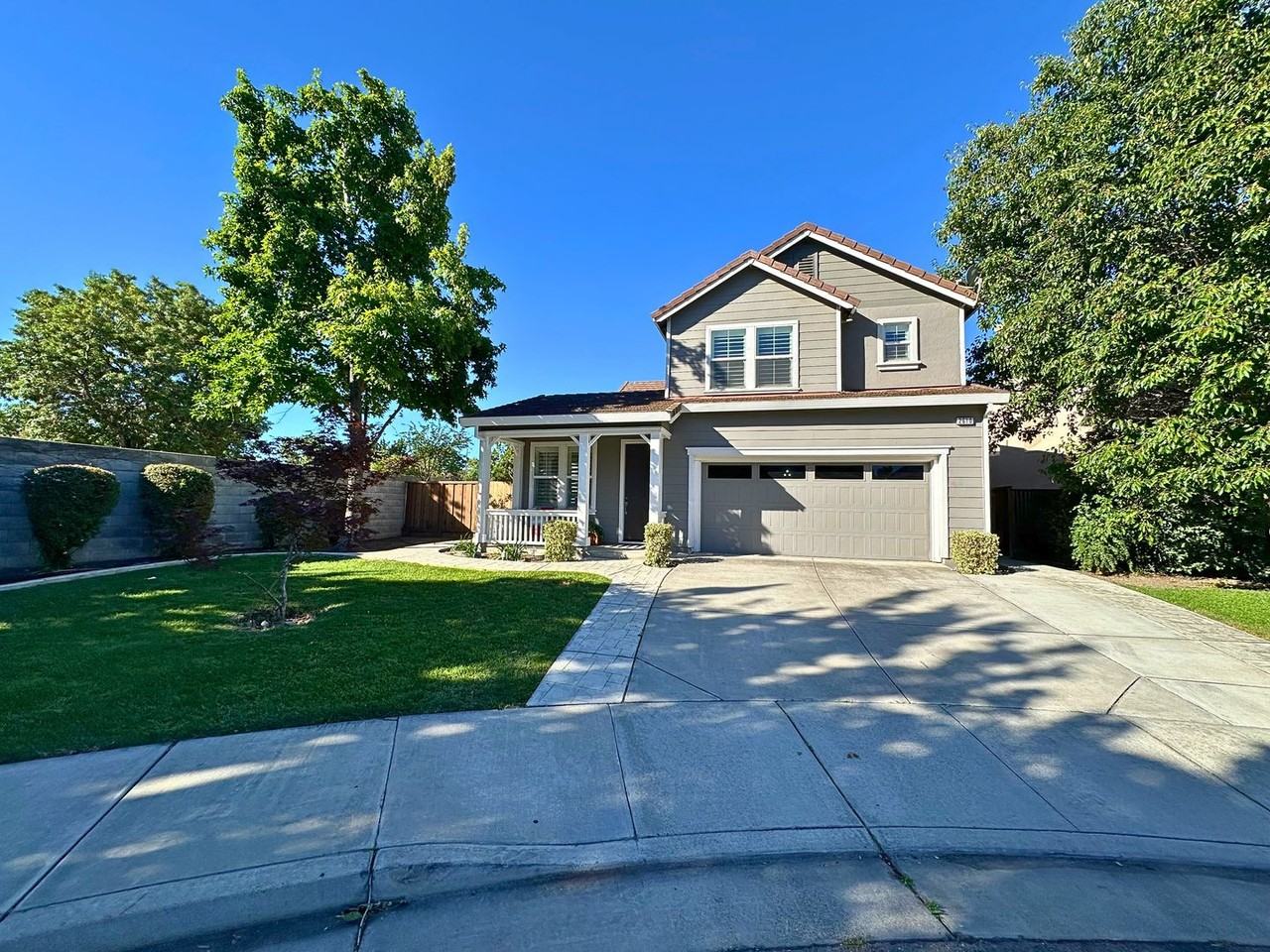 2610 Shofield Ct - Photo 2 of 37