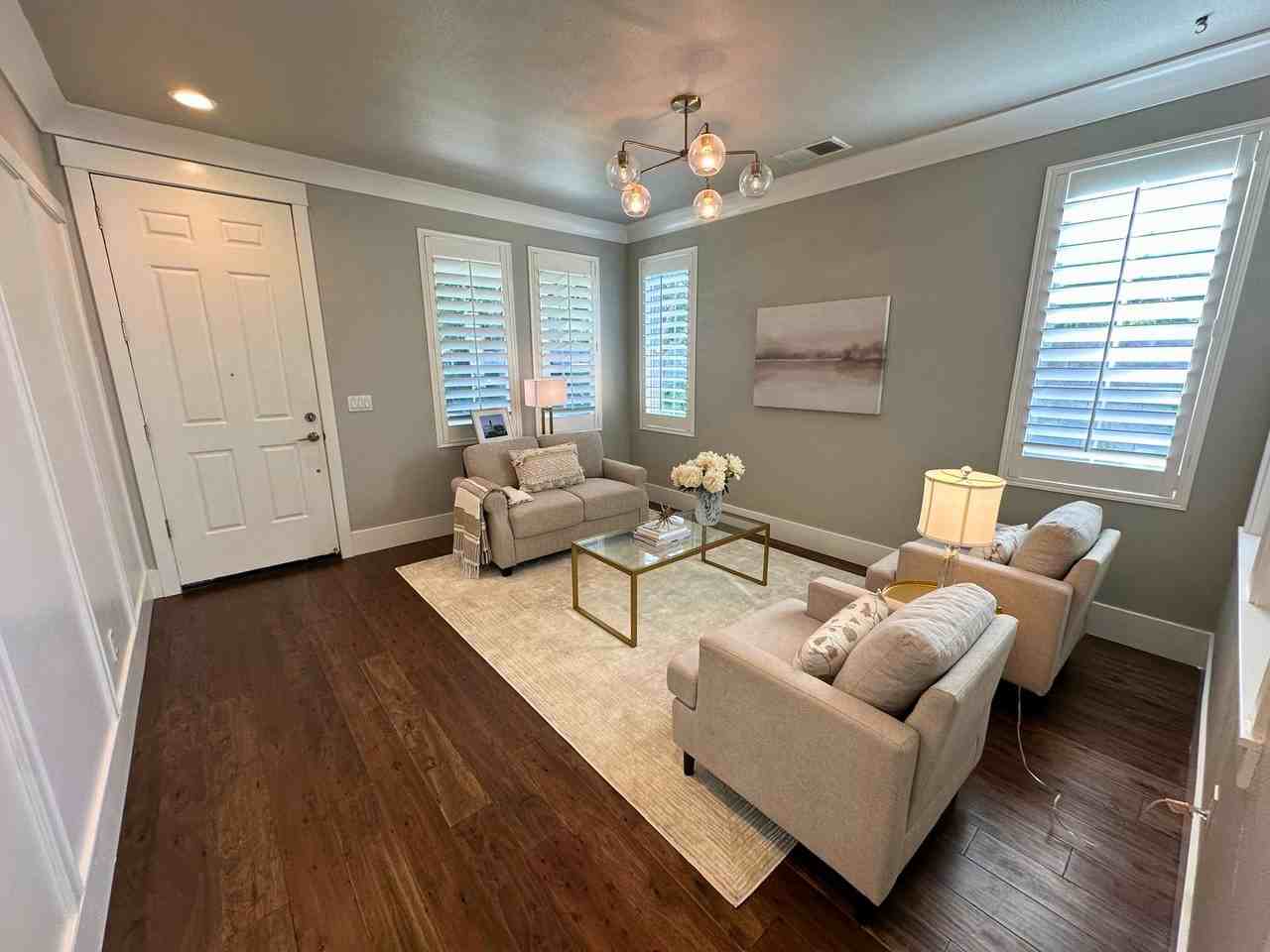2610 Shofield Ct - Photo 5 of 37