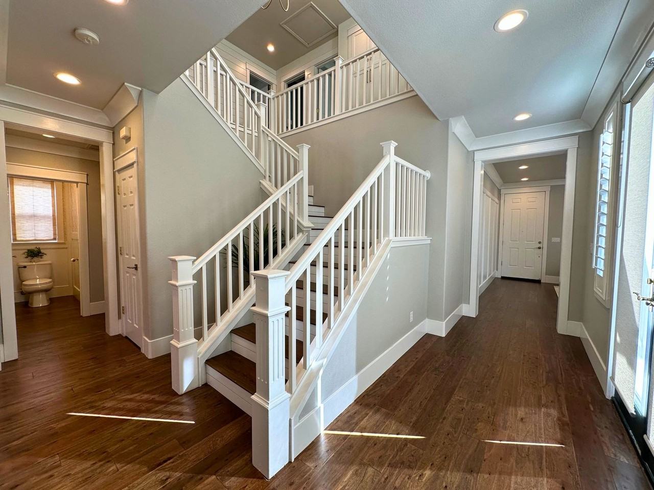 2610 Shofield Ct - Photo 6 of 37