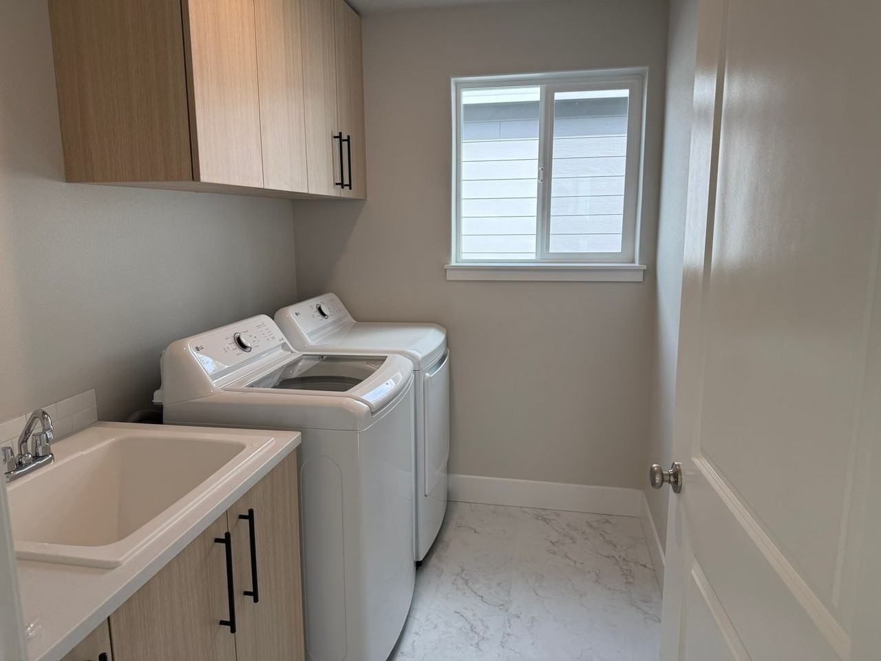 9702 Ne 29th Ave - Photo 7 of 14