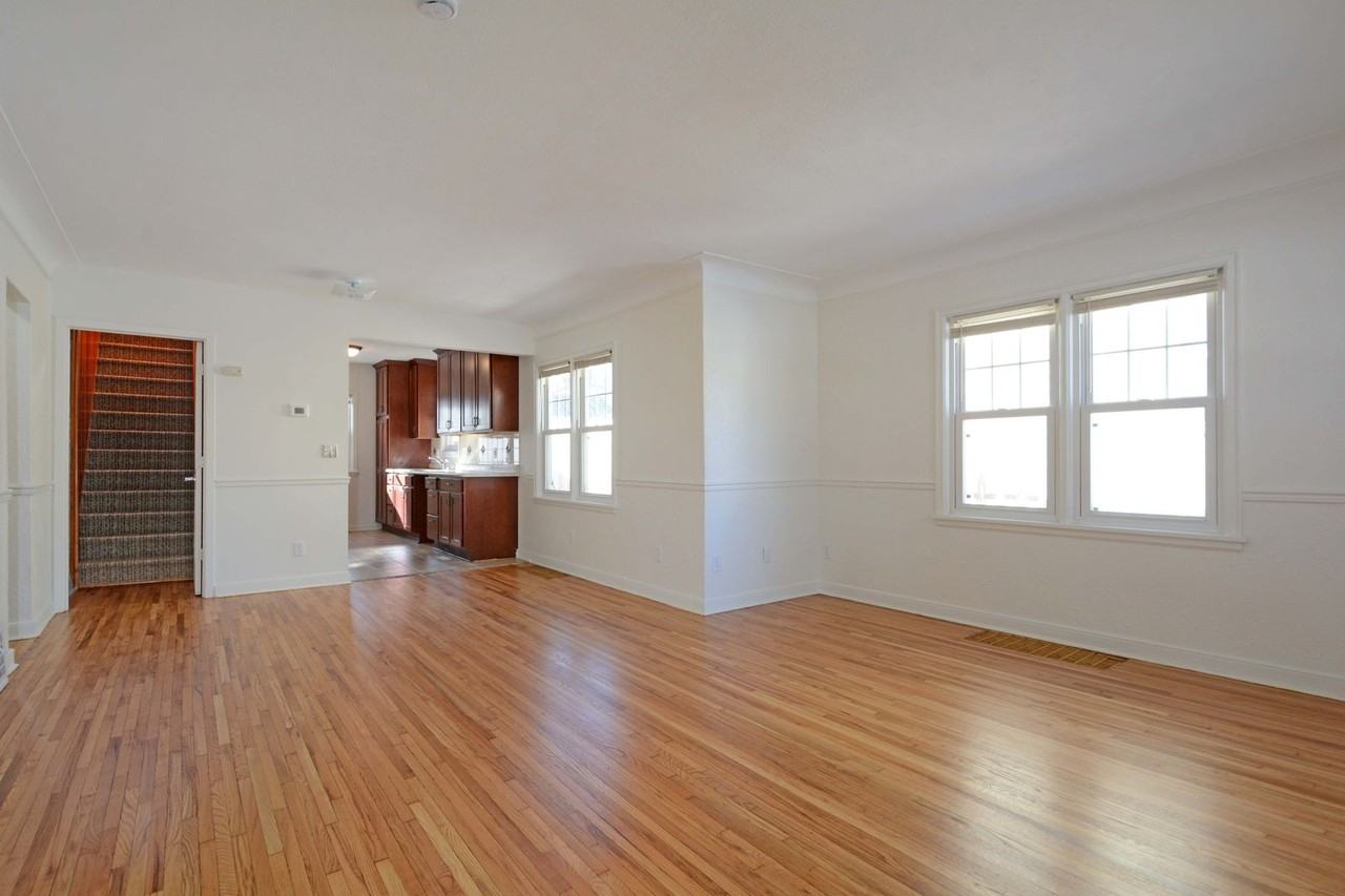 654 Clear Ave - Photo 2 of 22